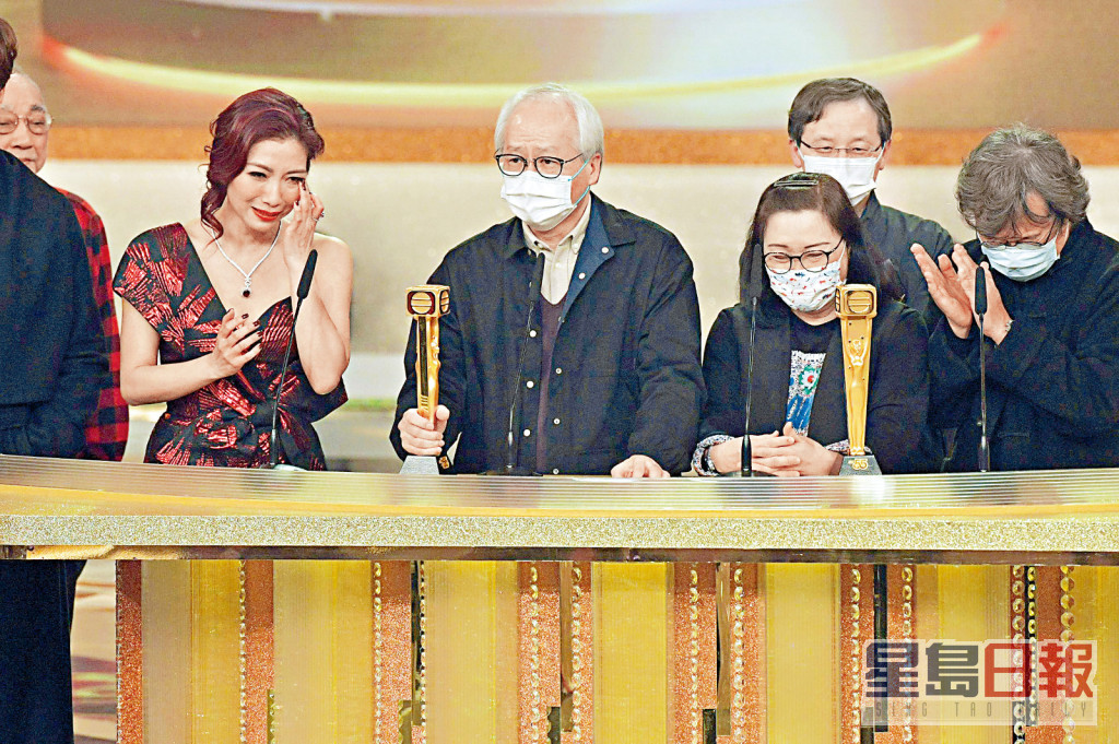 近两年《万千星辉颁奖礼》中获得「最佳非戏剧节目」及「最佳资讯及专题节目」奖。