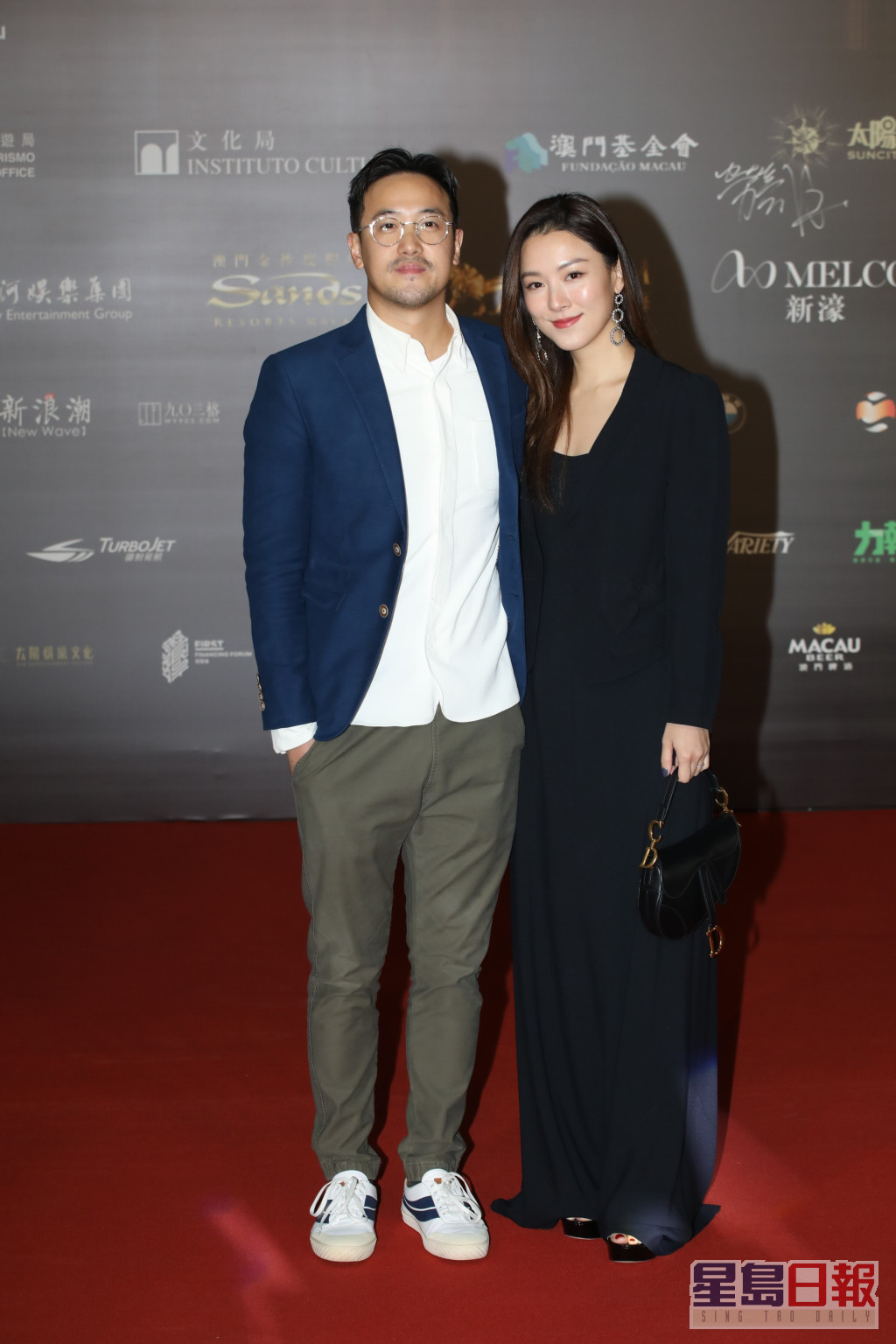 王敏奕与曾志伟儿子曾国祥于2019年结婚。