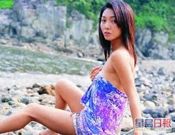 颜仟汶是港产片一代女星。