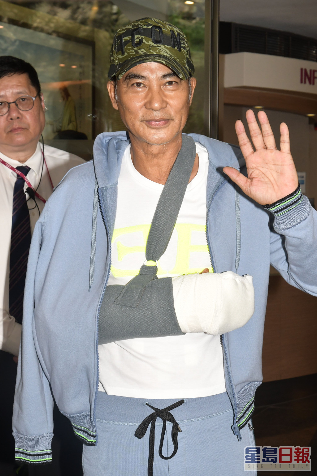 3年幾前喺中山遇襲，華哥右手傷勢仍未百份百康復。