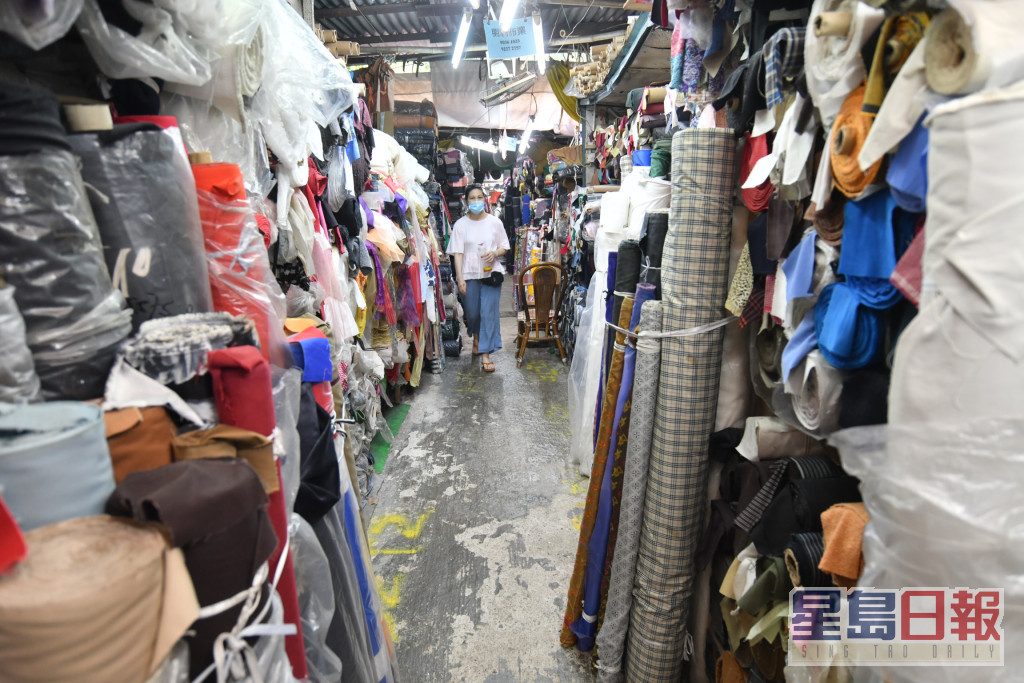 新场地距离钦州街临时小贩市场只有约300至400米。资料图片