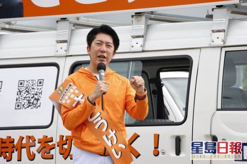 佐藤成为安倍最后一位助选者。网上图片