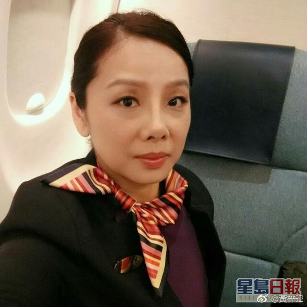 黄梓玮加入TVB多年，曾演过空姐。