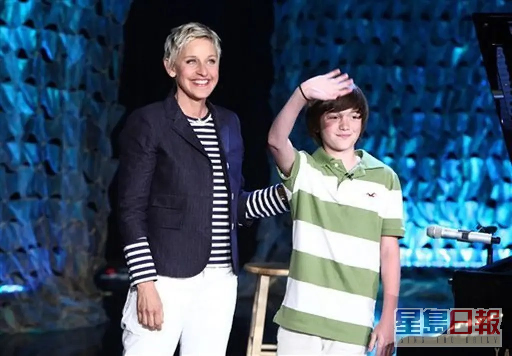 Greyson 12歲上Ellen節目後，獲對方賞識。