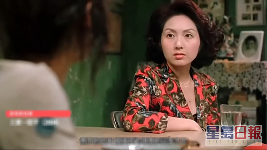 艾菁菁（杨千嬅 饰）后来得知自己一直在吃「胚胎饺子」，为保青春不惜克服恐惧继续吃。