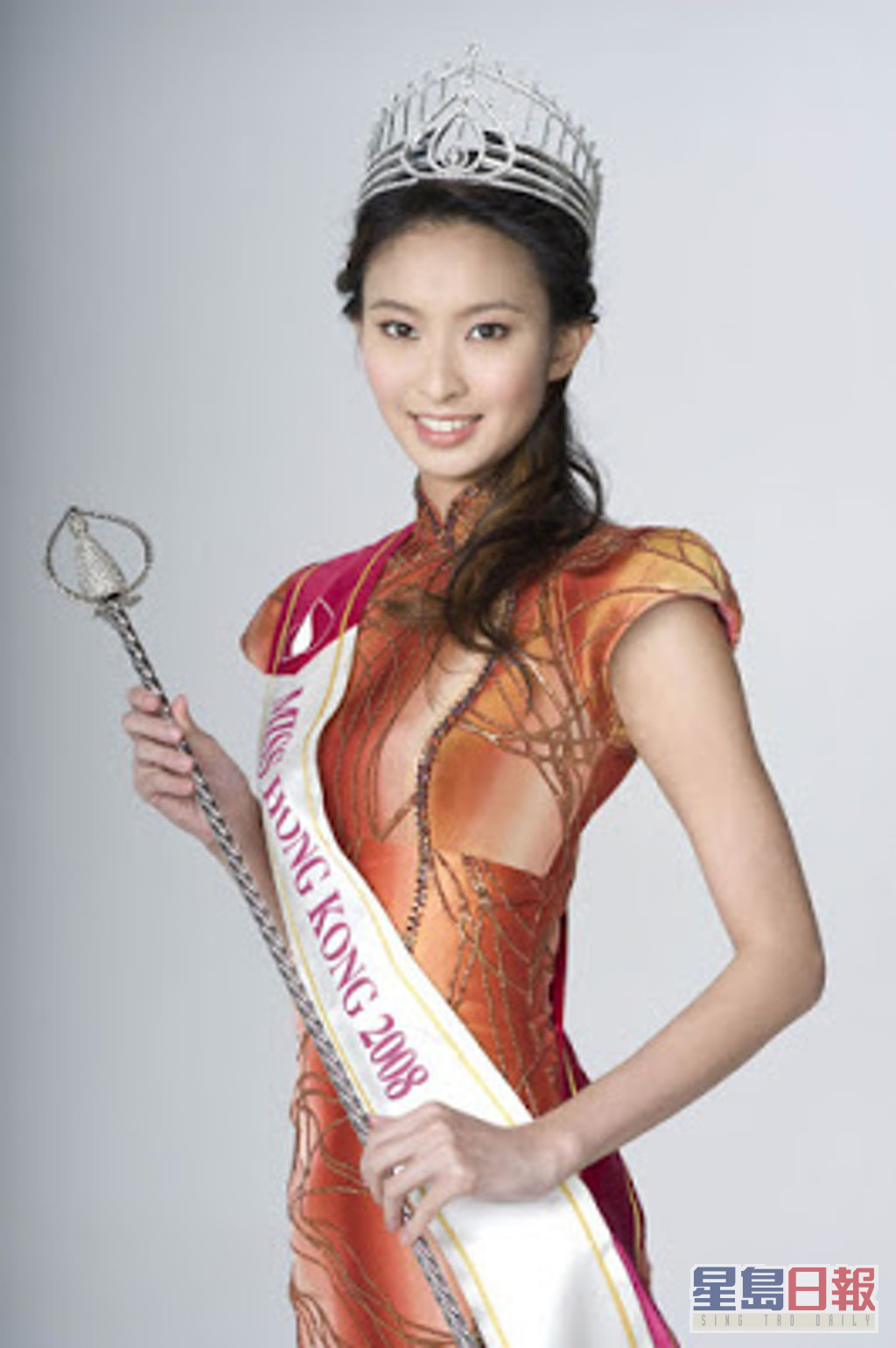 張舒雅是2008年香港小姐冠軍。