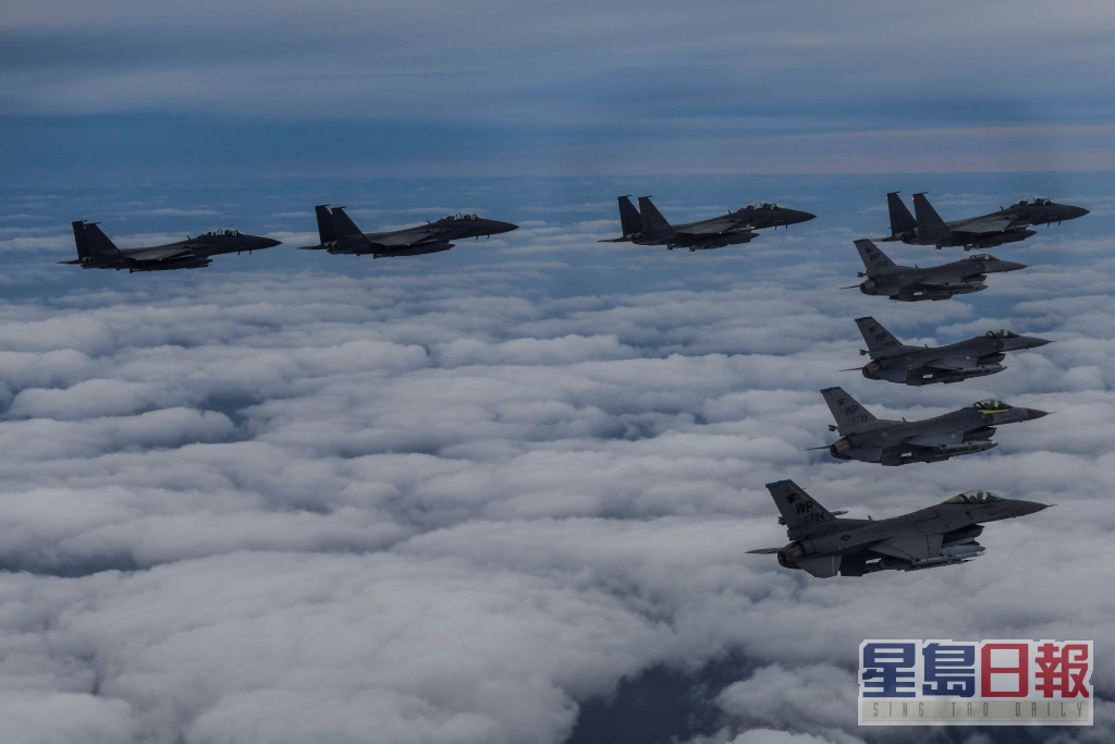 聯合攻擊編隊已進行飛行及精密砲擊訓練。南韓國防部圖片