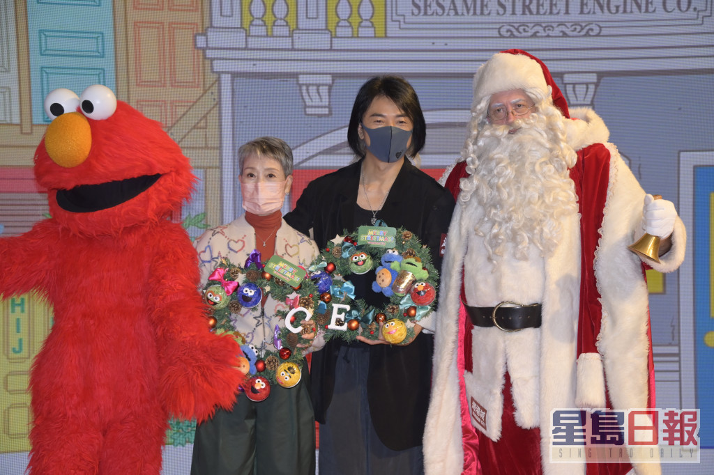 陈宝珠去年11月曾为慈善激罕露面，不过全程戴上口罩。