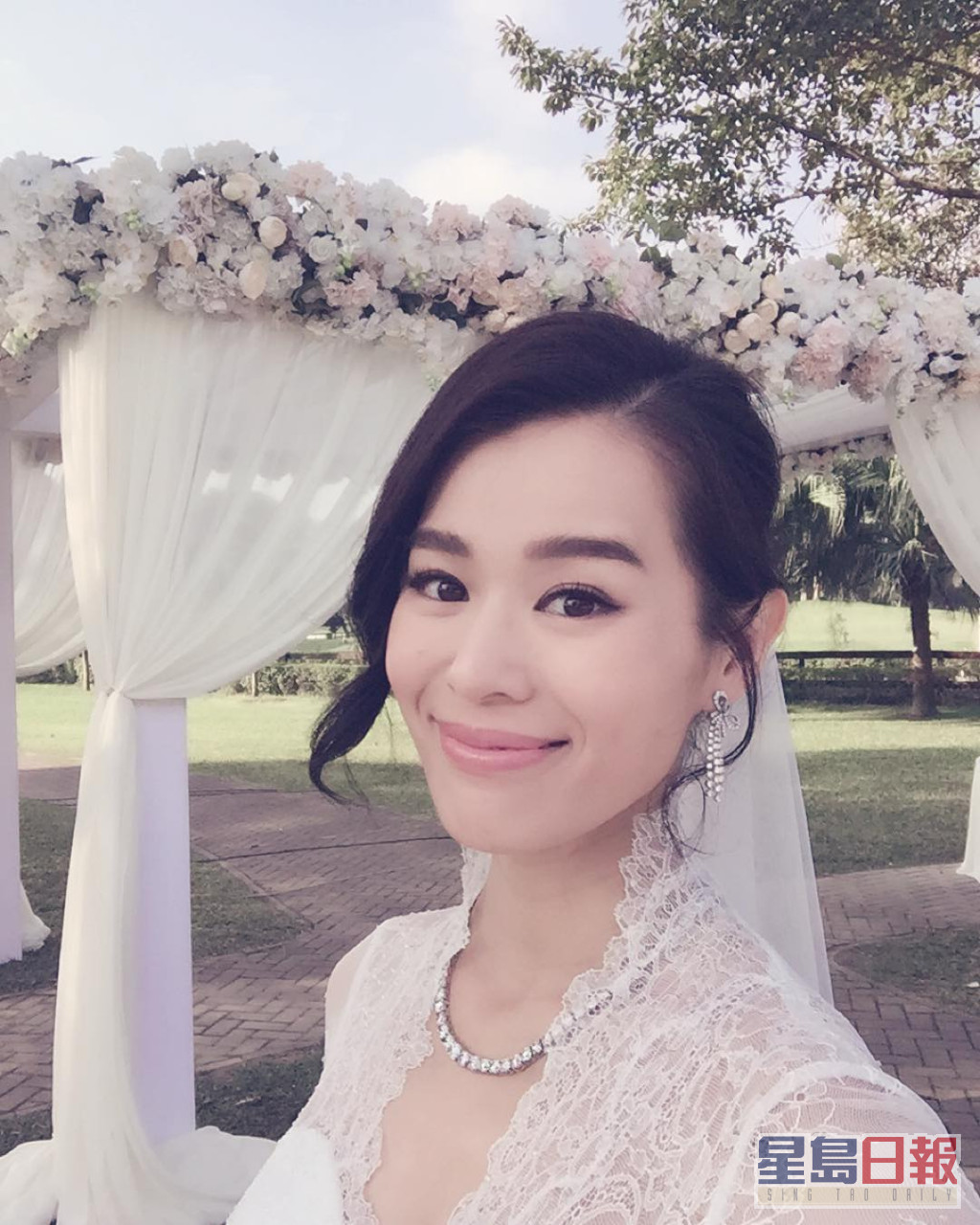 回到2015年，胡杏兒結婚當日。