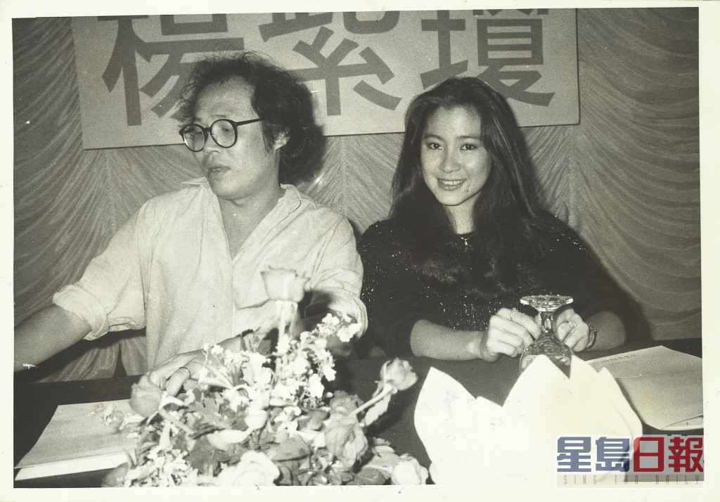 杨紫琼1985年来港拍广告后，开始踏足香港影坛，成为打女。左为岑建勋。