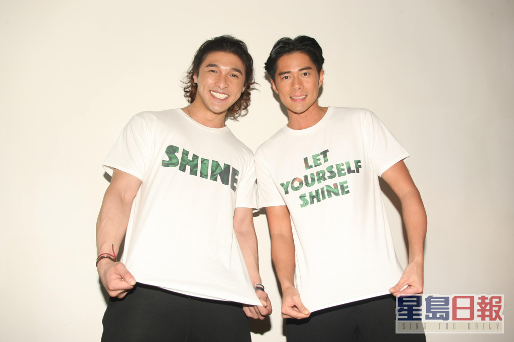 天佑2002年与又南组成Shine，不过2019年宣布分开发展，有传二人因政见不合拆夥。
