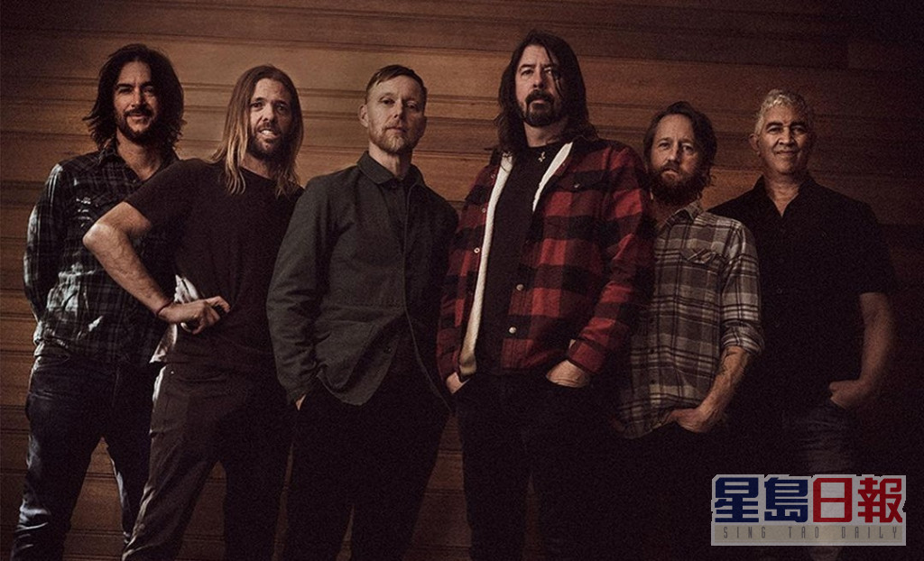 Foo Fighters鼓手Taylor Hawkins（左二）猝亡，震驚樂壇。