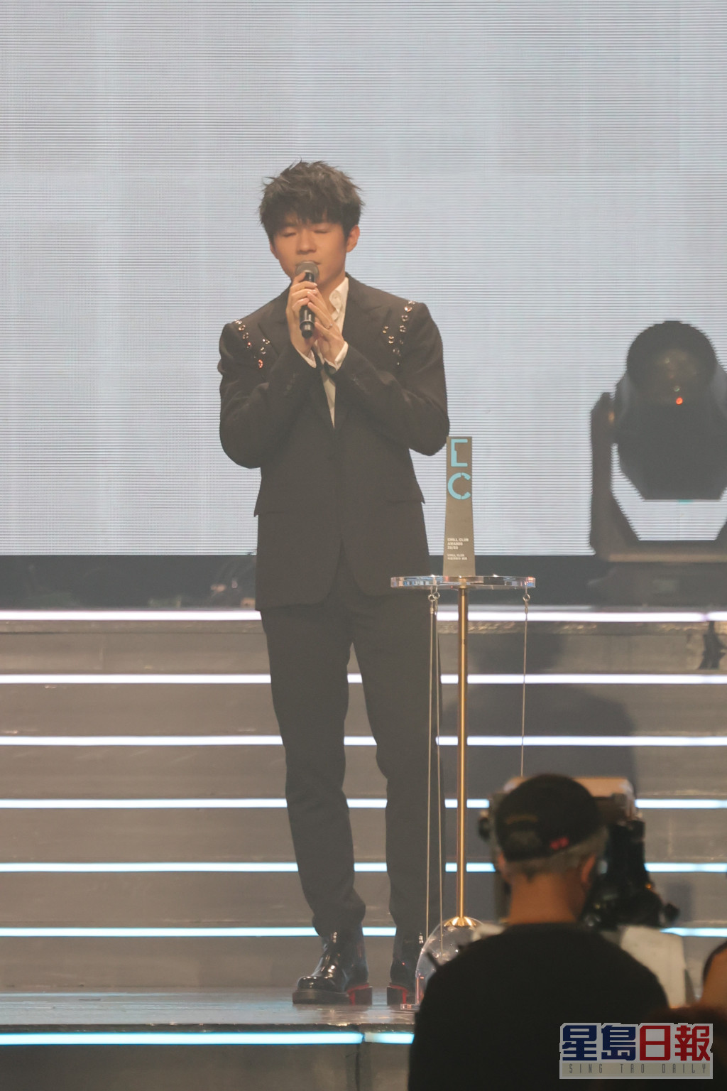 Ian奪得男歌手銅獎，主要多謝製作團隊及MIRROR。