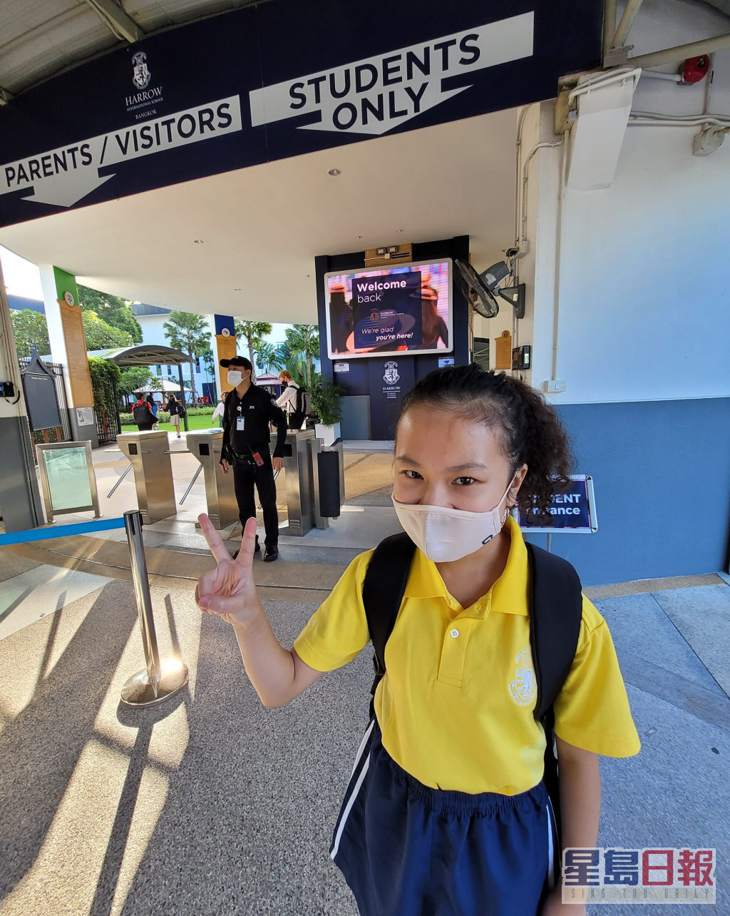 陈禛在泰国第一日开学，心情好兴奋。