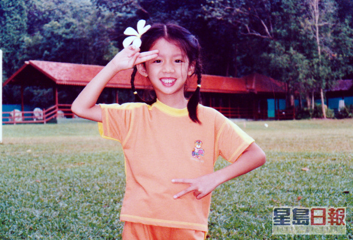 蔡思贝小时候已经好标致，长大后更成为香港小姐。