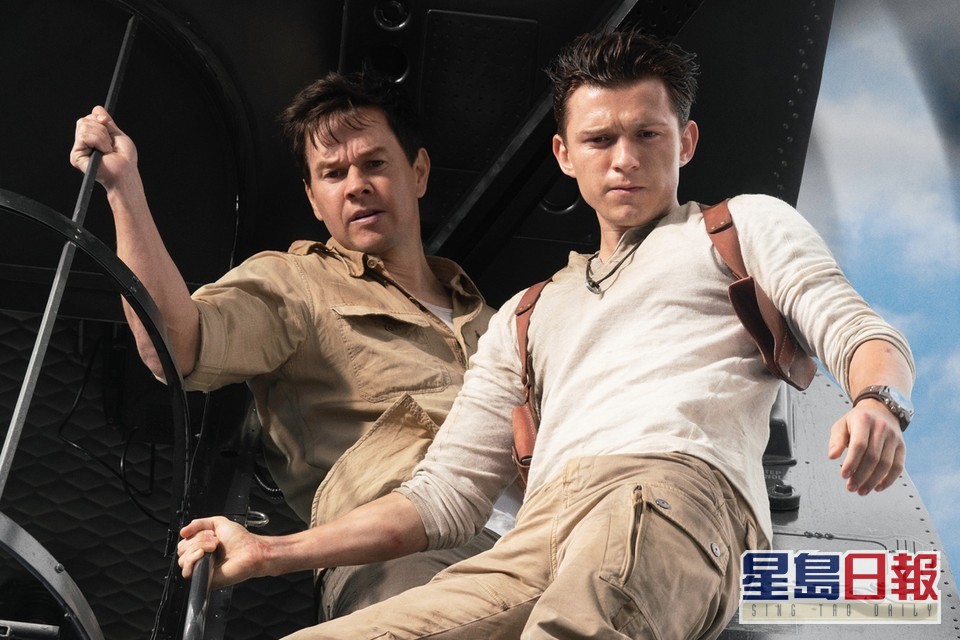 汤姆和麦克（左）主演的《秘境探险》，北美首周末票房劲收4,415万美元称冠。