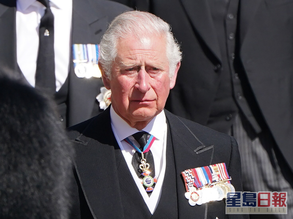 報道指，預料周六在倫敦聖詹姆斯宮正式宣布查理斯為國皇。AP圖片