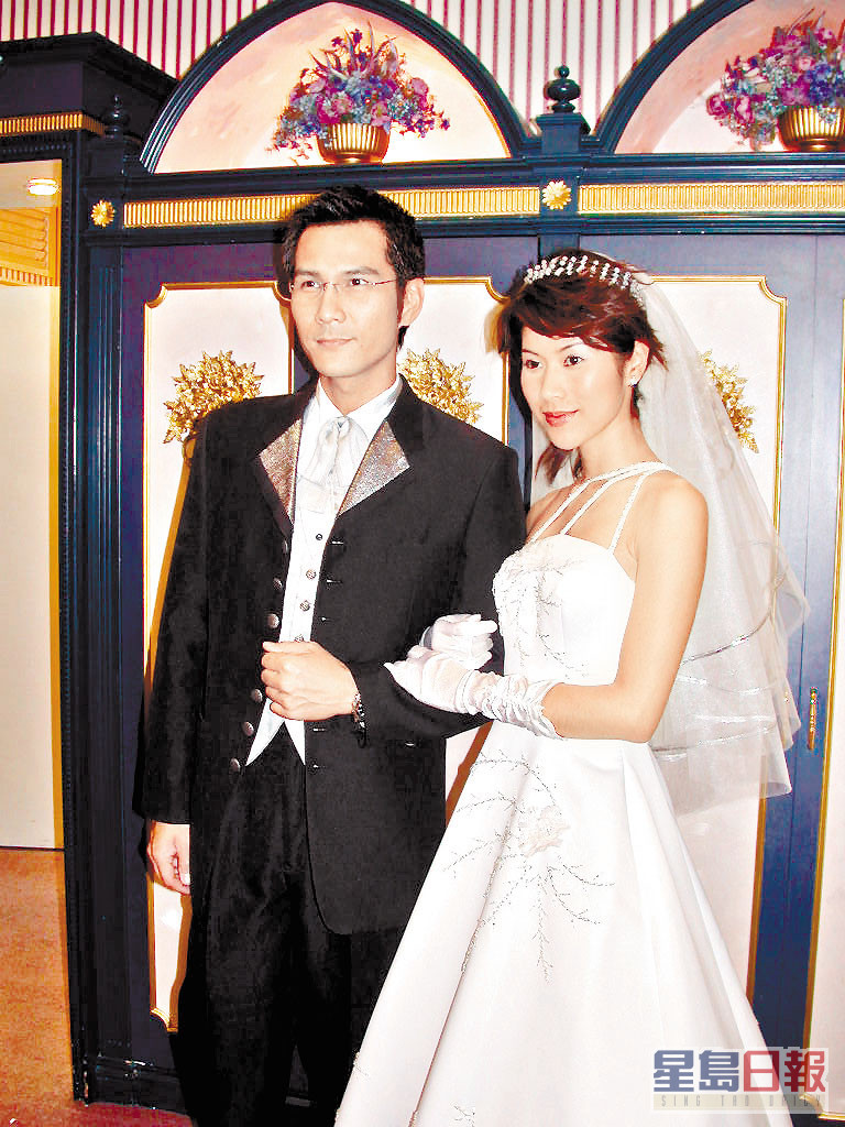 2002年，彭子晴与陈启泰为亚视剧《吉祥任务》拍婚纱戏。