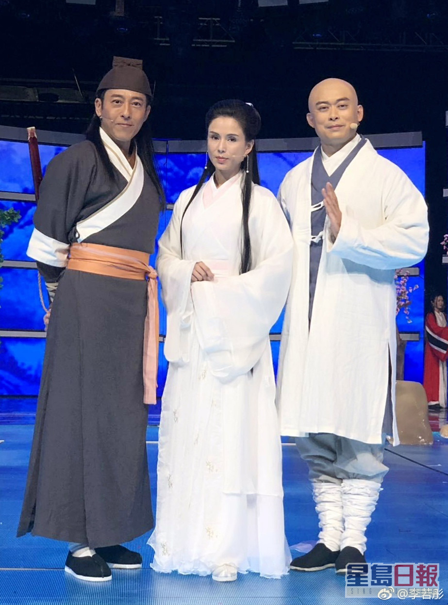 李若彤2019年為內地節目扮「小龍女」，同場還有「令狐沖」呂頌賢（左）、「虛竹」樊少皇，全部都完美凍齡。