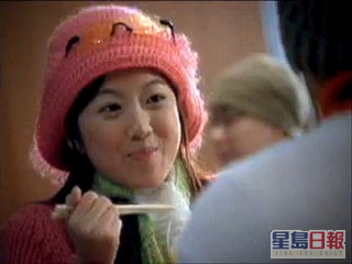 陈自瑶出道初期已拍过不少电视广告。