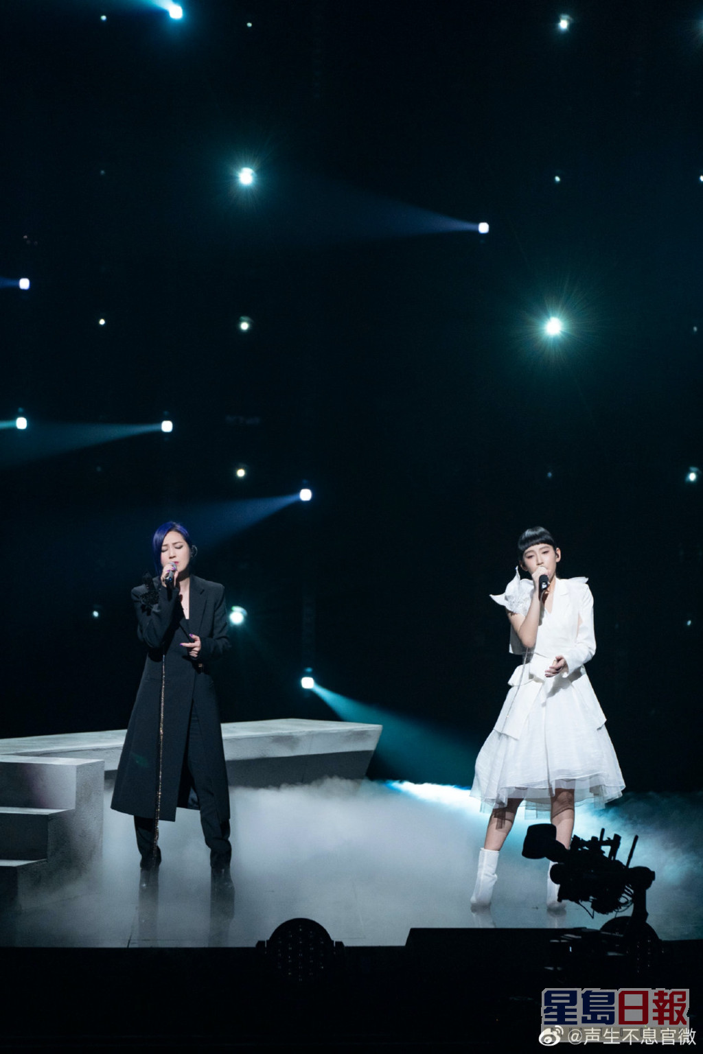 Gigi在《聲生不息》中與楊千嬅（左）合唱，獲讚後生可畏。