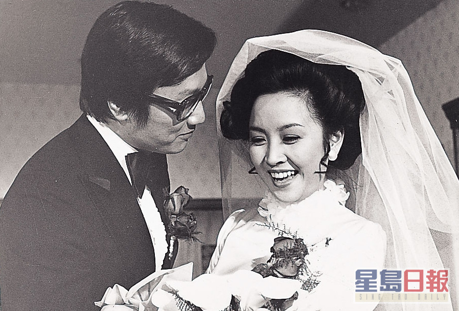 謝賢第三段情為台灣女星甄珍，兩人70年代初因在內地拍戲撻着，1974年3月甄珍不顧父母反對與謝賢註冊，亦是謝賢的首段婚姻，可惜1976年12月兩人已經協議分取，六個月後正式離婚。（東周刊圖片）