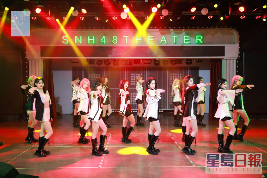 SNH48最初是AKB48的第七个姊妹团体。