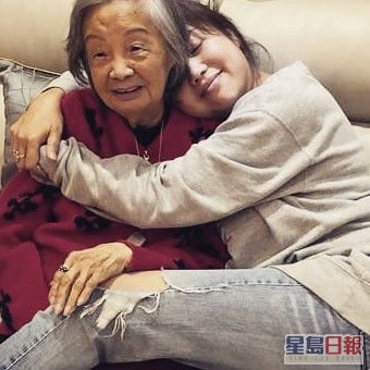 梅小惠媽媽今年已經90歲。