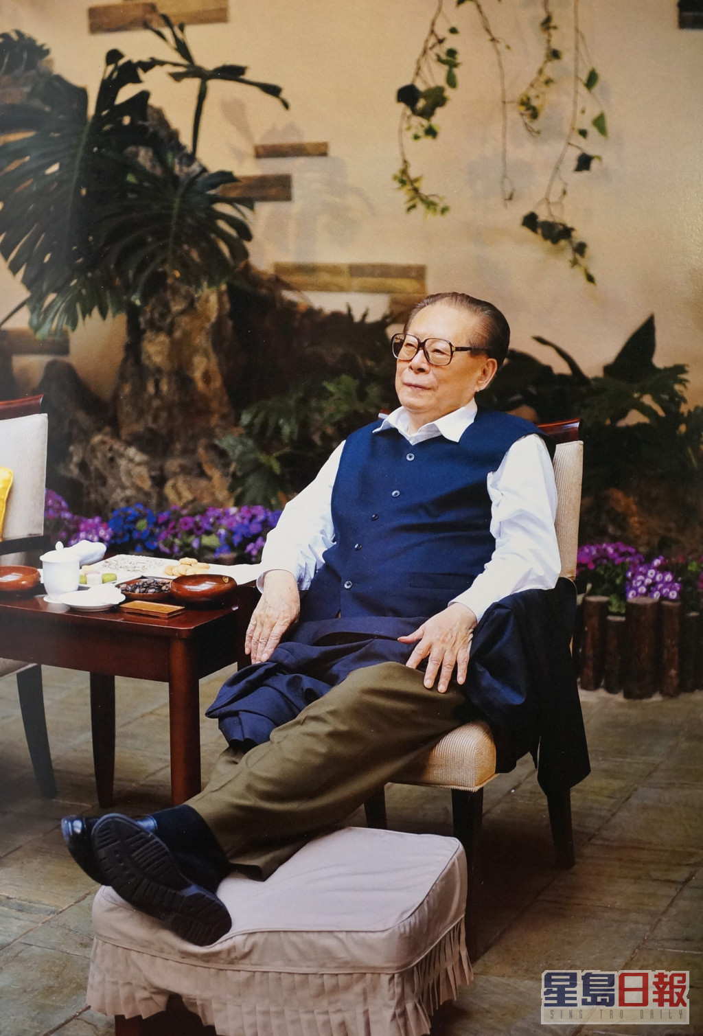 今日（30日）官方公布江泽民离世消息，终年96岁。
