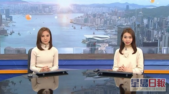 丘静雯（左）自2016年于now新闻与财经台做主播。