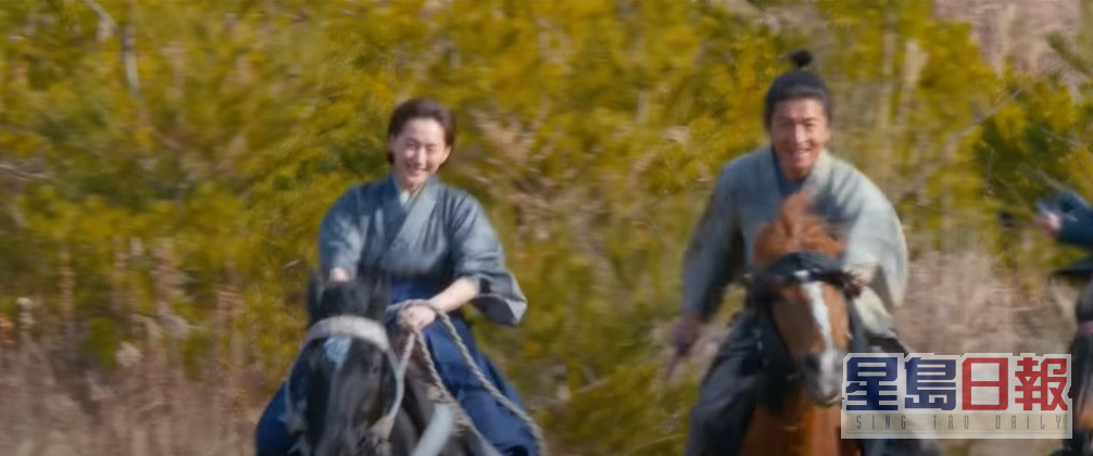 木村拓哉與綾瀨遙在作中演織田信長與濃姬，二人漸生情愫，更騎馬拍拖。