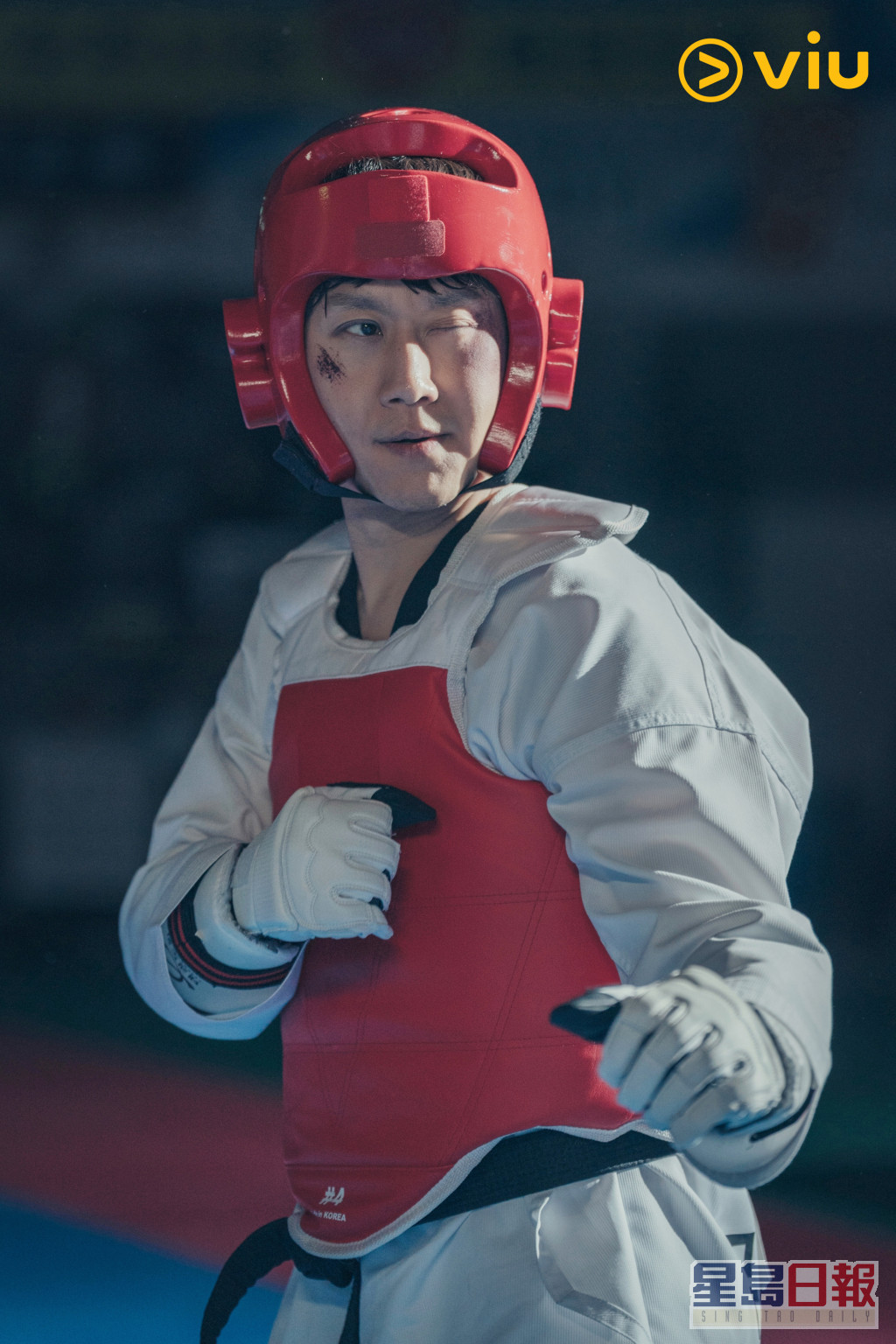 郑宇饰演跆拳道国家代表。