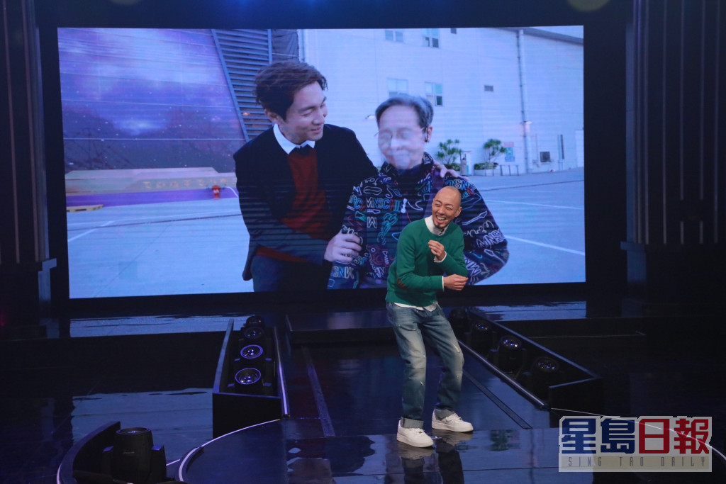 戴耀明加入TVB逾30年，去年參加節目《360秒人生課堂》，戴媽媽驚喜現身，母子更圓夢參觀電視城。