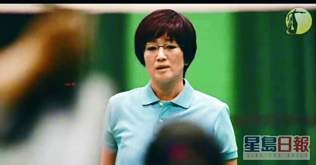 鞏俐在《奪冠》中演活女排教練郎平。