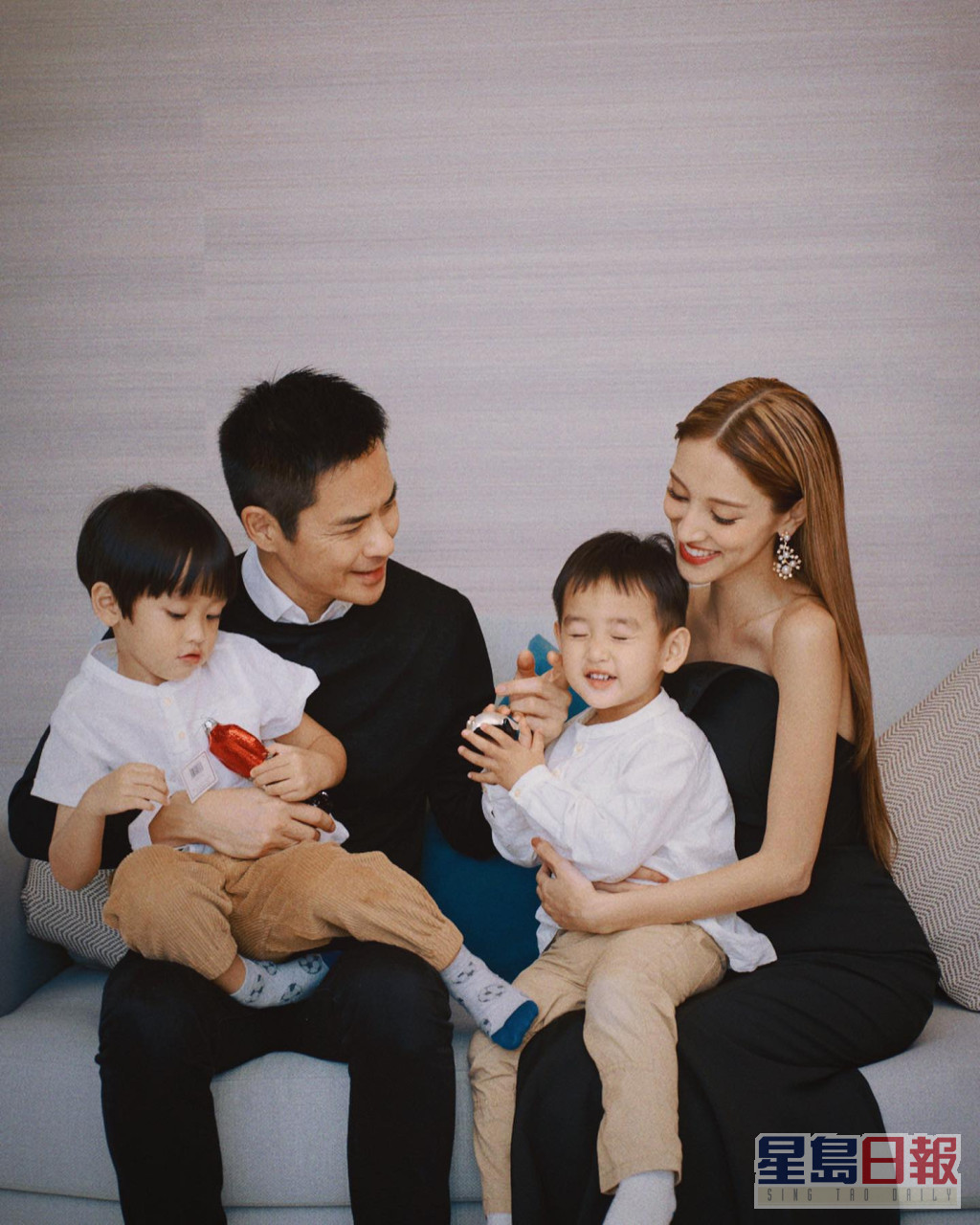 陳凱琳於2018年嫁鄭嘉穎，二人至今育有兩子。
