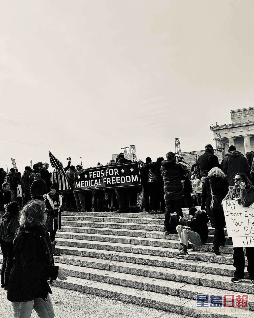 伊云祖莲反对社交距离外，又自爆参与反疫苗示威。