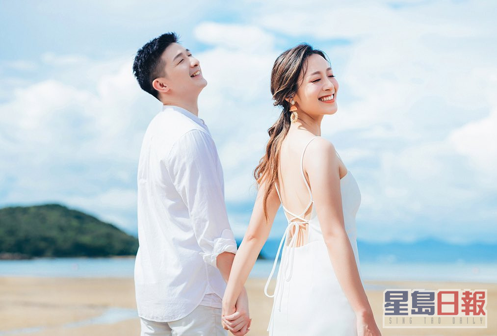 黃愷怡2019年與飛機師男友Billy結婚。