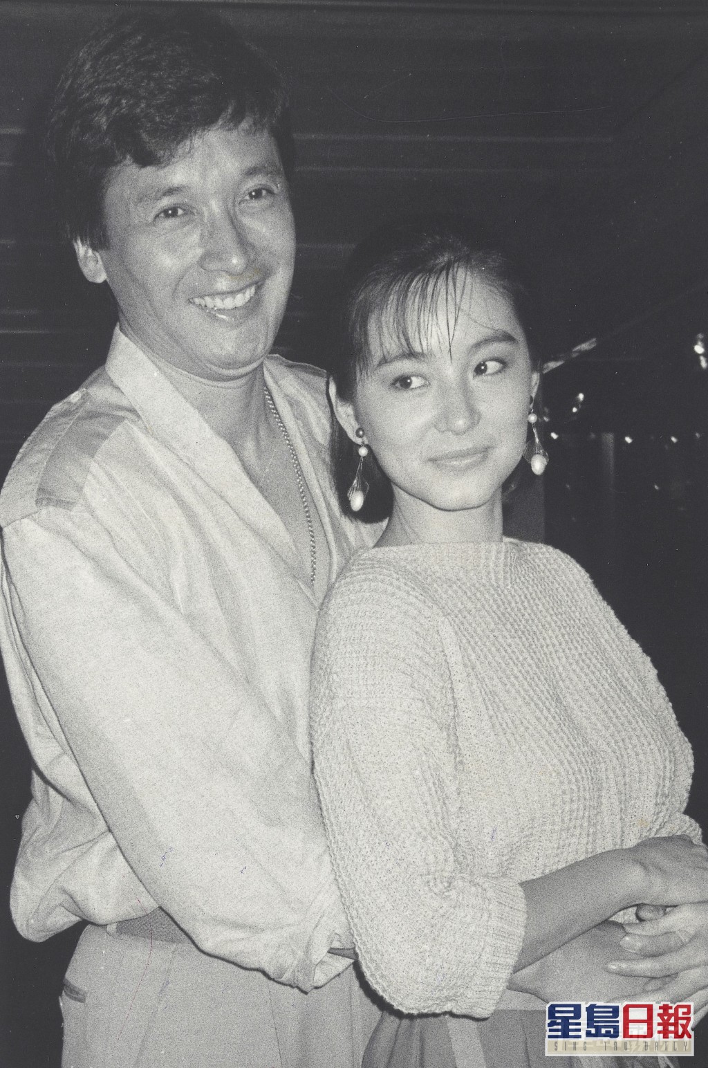 林青霞曾与秦祥林订婚，不过在1984年已解除婚约。