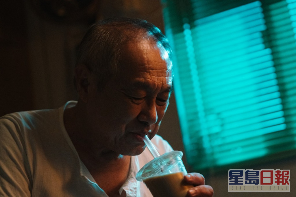 于洋在TVB剧《金宵大厦2》饰演一个贪饮珍珠奶茶而意外被不锈钢饮管插死的爷爷「陈生力」。