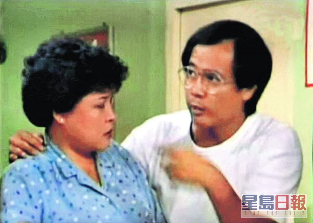 李成昌出道不久，即獲曾勵珍賞識加入長壽情境喜劇《香港八一》至《香港八六》系列，飾演新移民「康仔」成功入屋。