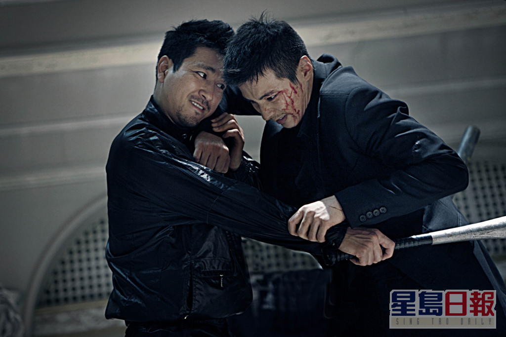 元斌（右）已有12年冇拍戏剧作品。