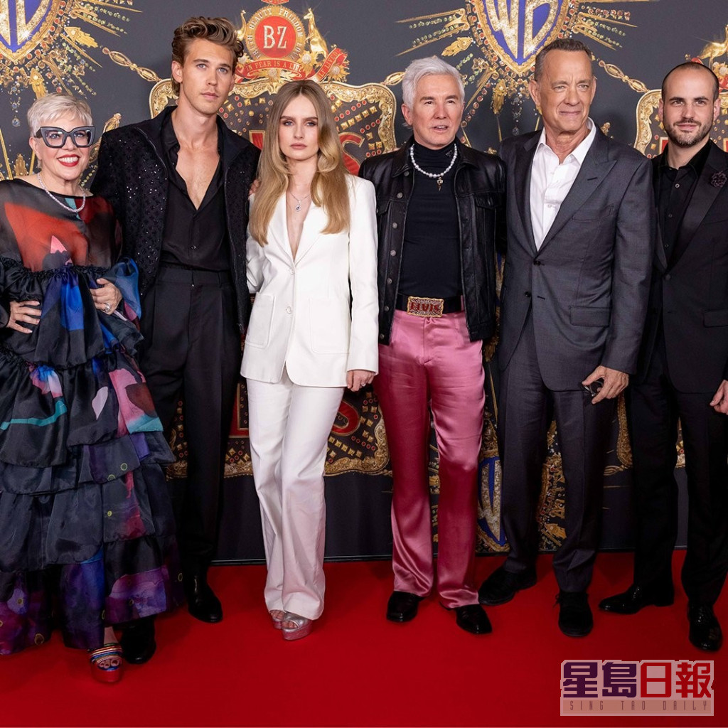 汤汉斯（右二）、奥斯汀毕拿（左二）等本月4日在电影拍摄地黄金海岸出席《猫王》首映。