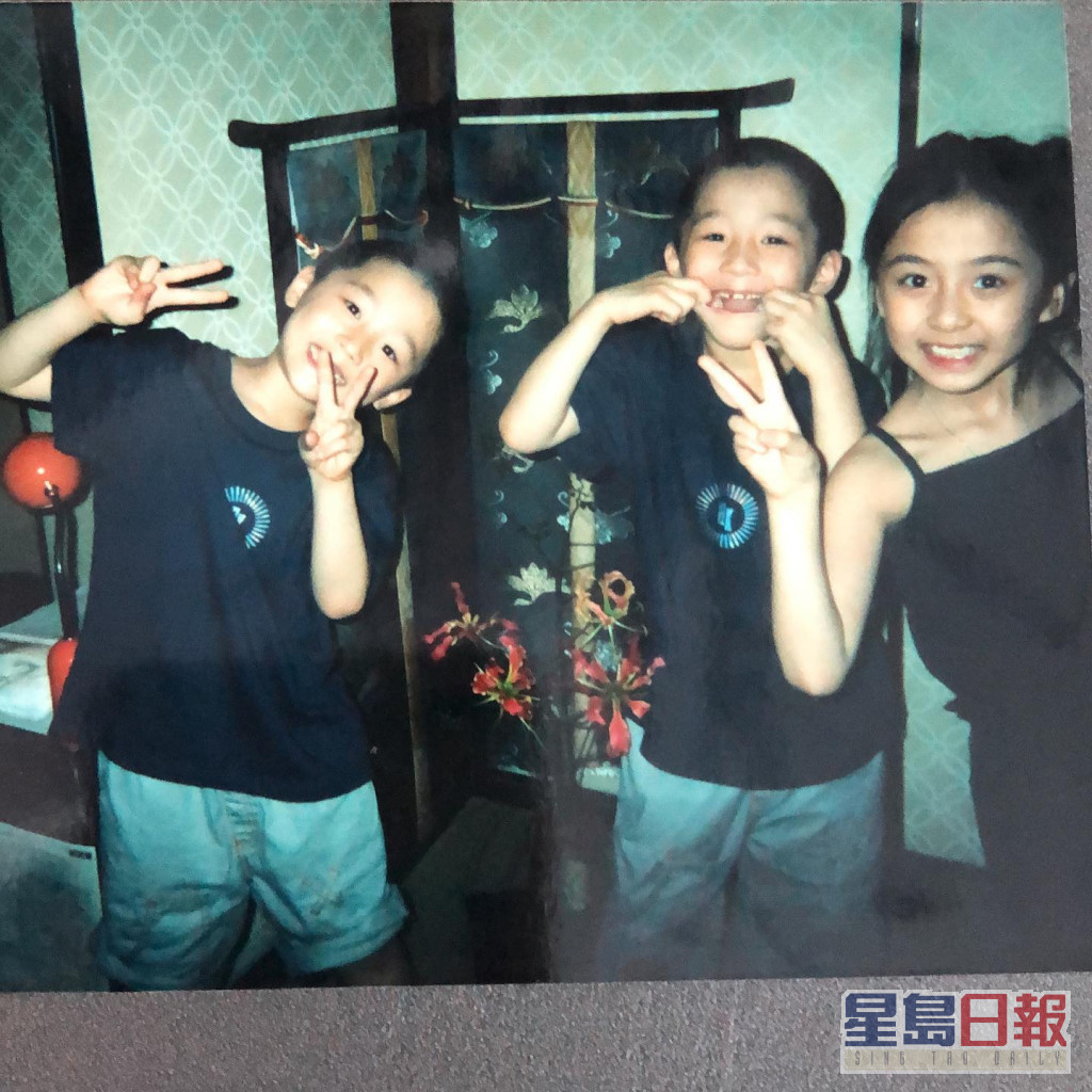 姜坤不時在IG分享子女童年照。