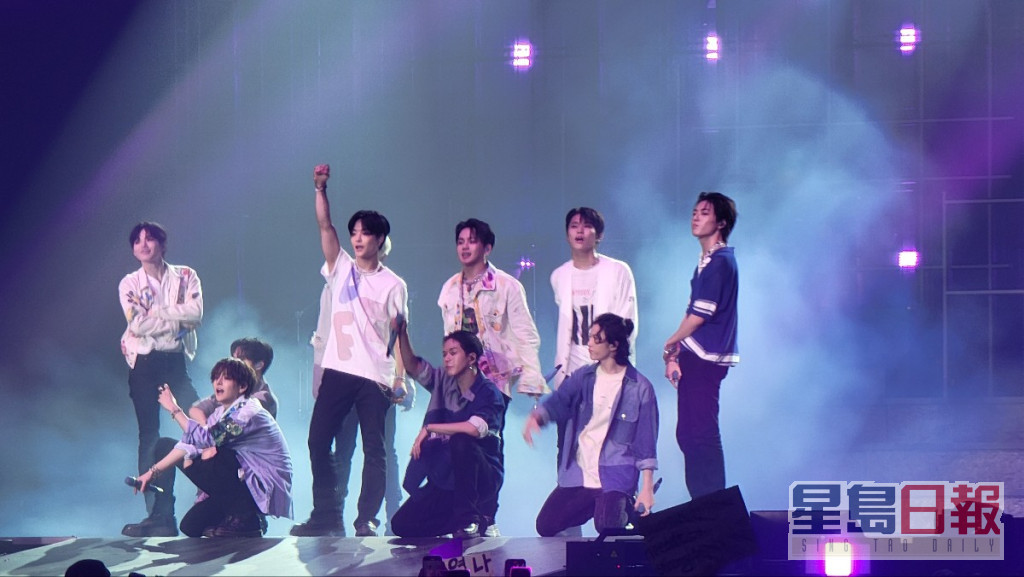 韓國人氣男團TREASURE昨晚在亞博開show。