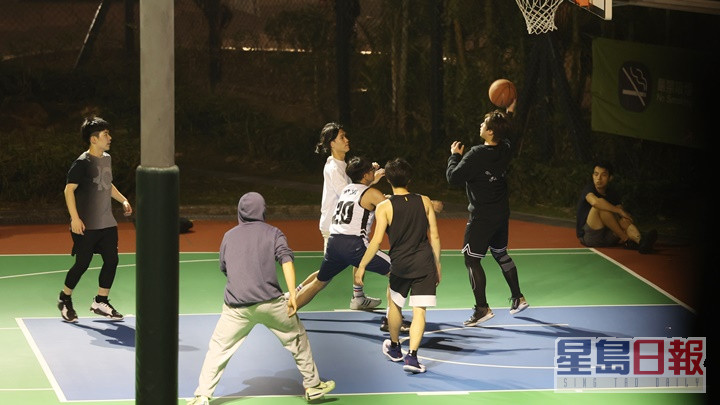 姜濤球技了得，稍後還會拍以籃球為題材的新劇。