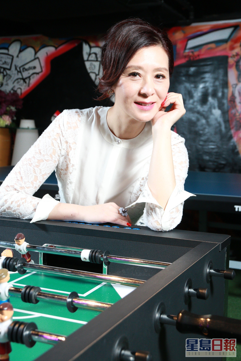 夏文汐在1996年与商人黄冠博结婚，之后开始淡出香港娱圈。