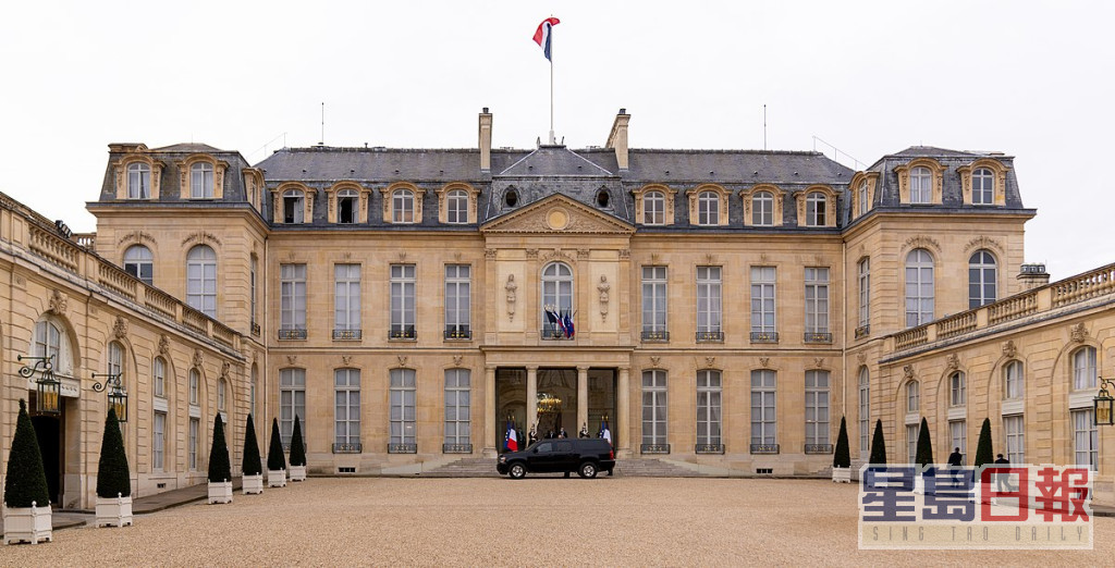 法国总统府爱丽舍宫将周五（9日）一整天下半旗致哀。网图