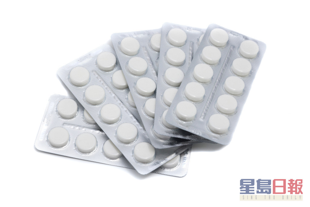 政府指對正常成人的撲熱息痛藥片的合理購買量為不多於60粒。iStock示意圖