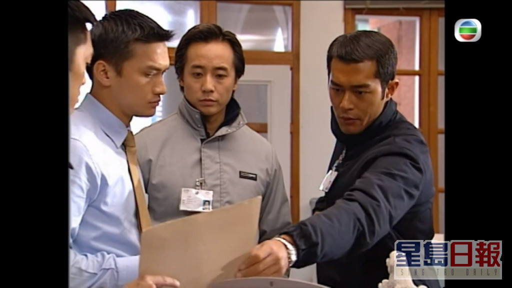 在《刑事偵緝檔案IV》中與古天樂和陳錦鴻有不少對手戲。  