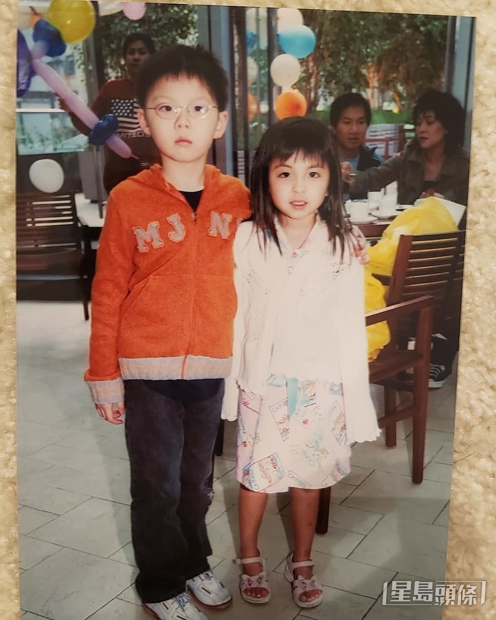 同曾华倩个仔系青梅竹马！